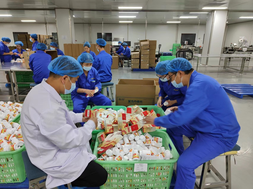 担当作为，共克时艰，陇神戎发助力抗疫保经营