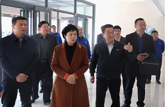 甘肃省副省长何伟莅临陇神戎发调研指导工作