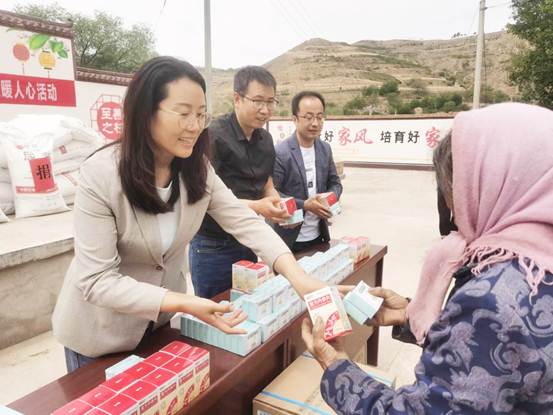 说明: 说明: C:UsersADMINI~1AppDataLocalTempWeChat Filesca462ecc4cb935133114d9b8b3d6c19.jpg